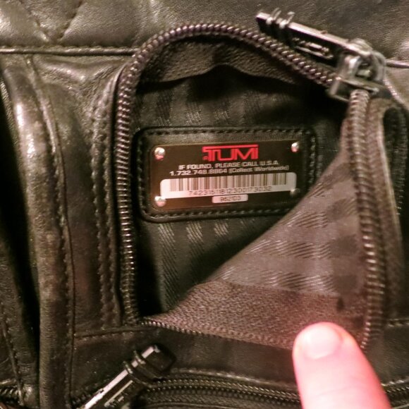 Tumi leather alpha computer bag briefcase black - Picture 3 of 3